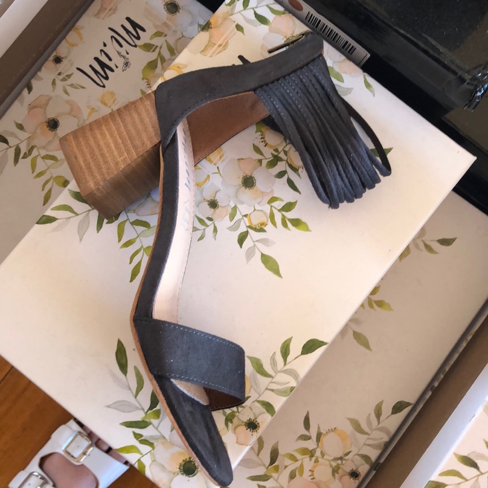 Dark Grey Lenna Sandal - Picture 5 of 5